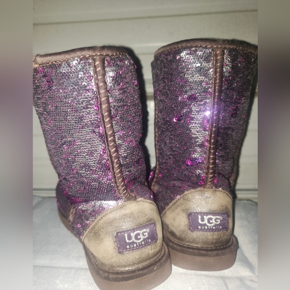 Size 8 Ugg Purple Reflective 💜 Boots winter warm shoes sequin - Picture 7 of 8